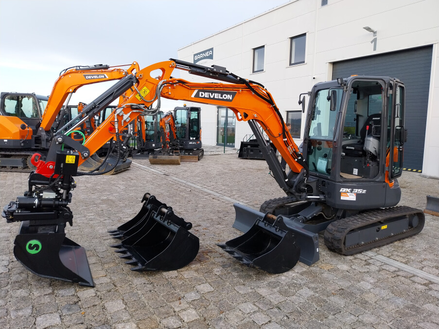 Develon DX35Z