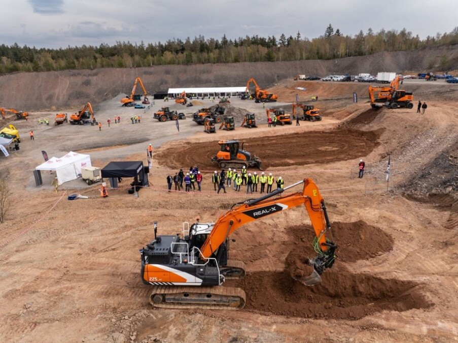 Develon Demo Days 2026