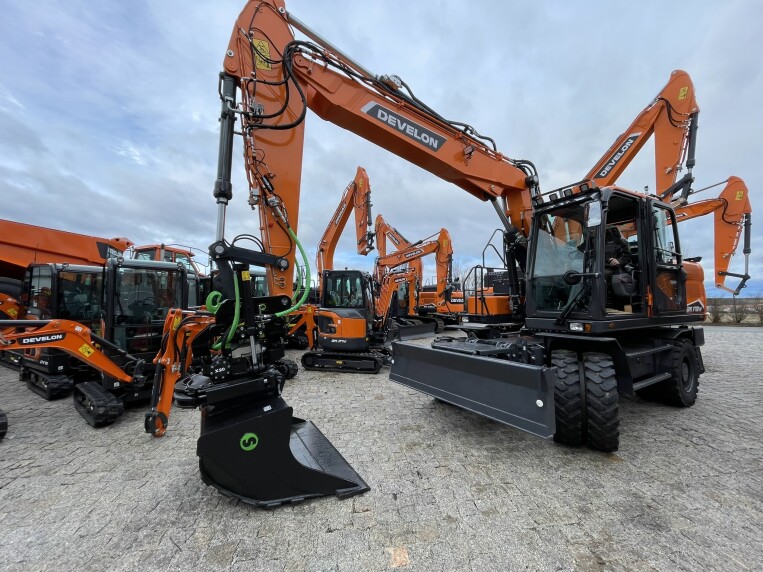Develon dx170w-7