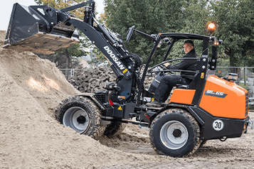 Doosan vstupuje na trh s kompaktními nakladači