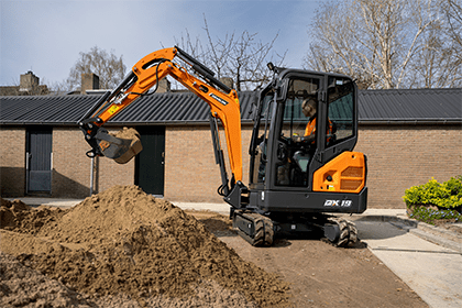 Skladová minirypadla výhodně