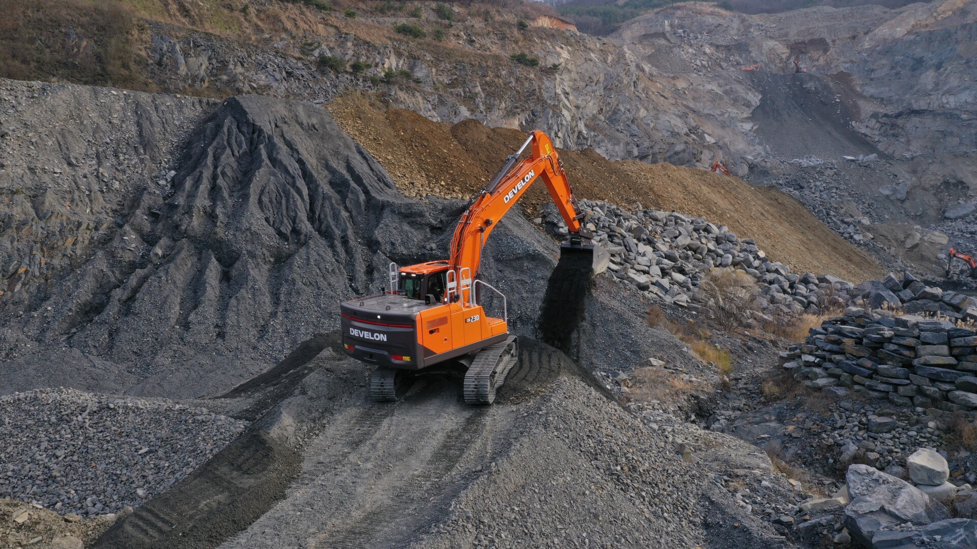 DX230LC-9 - DX260LC-9