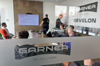 Produktové školení Develon