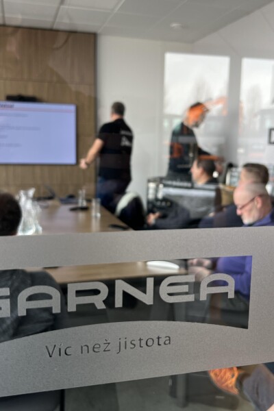 Produktové školení Develon