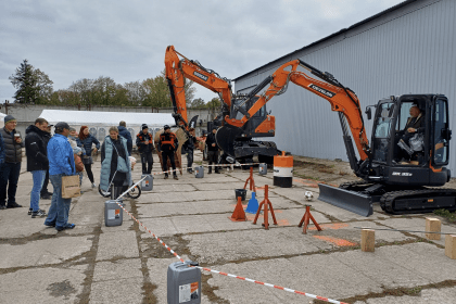 Den otevřených dveří DEVELON