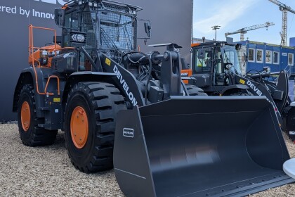 Nová sada pro kolové nakladače Develon DL-7 nejen pro zpracování odpadu a recyklaci 