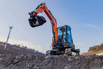 Nová kompaktní rypadla generace 7