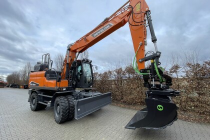 Akční nabídka DEVELON DX170W-7